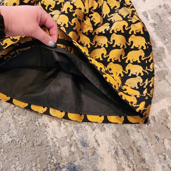 Crewcuts gold black elephants skirt. Kids size 14. - Picture 3 of 13